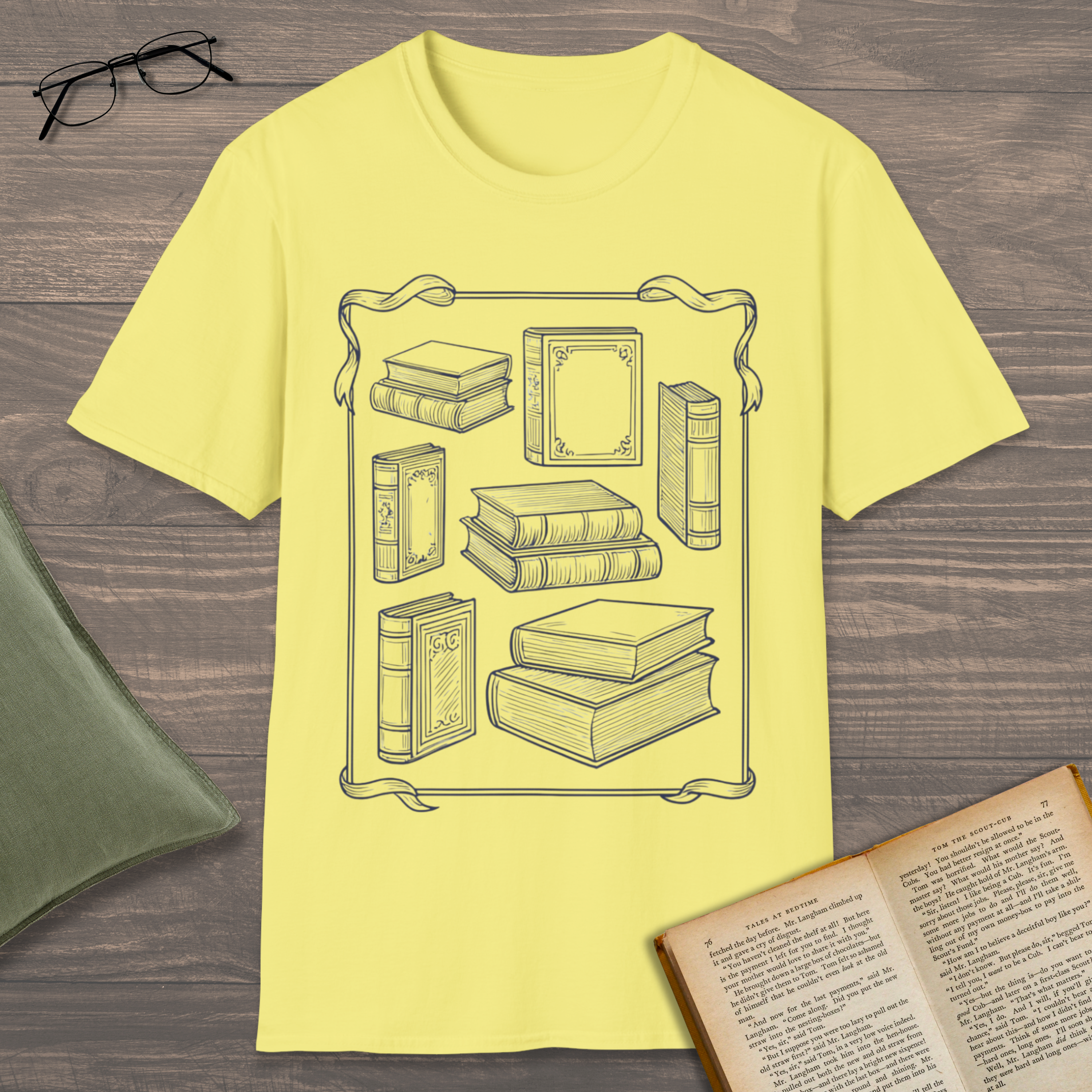 Books CollectionT-Shirt