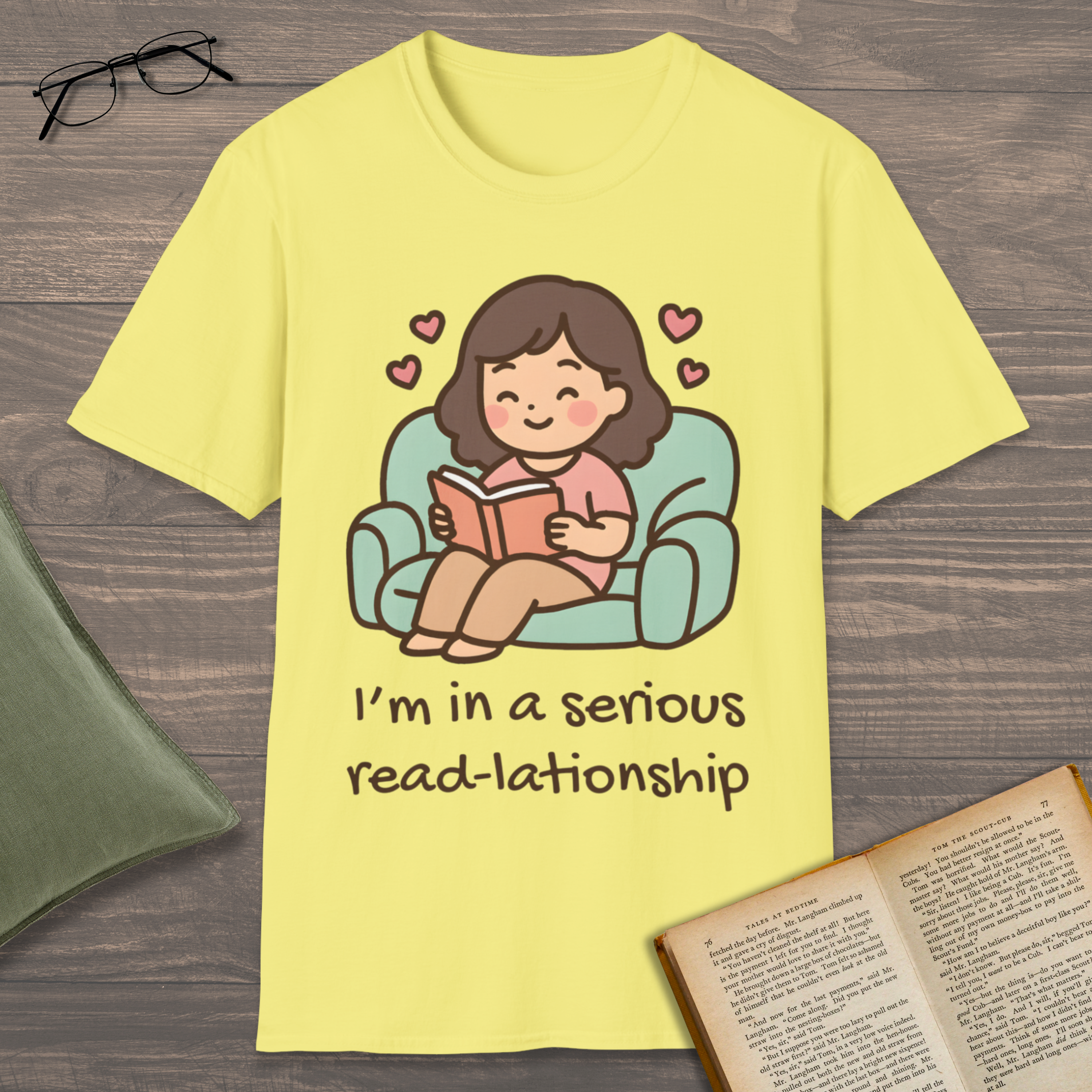 Read-lationship T-Shirt