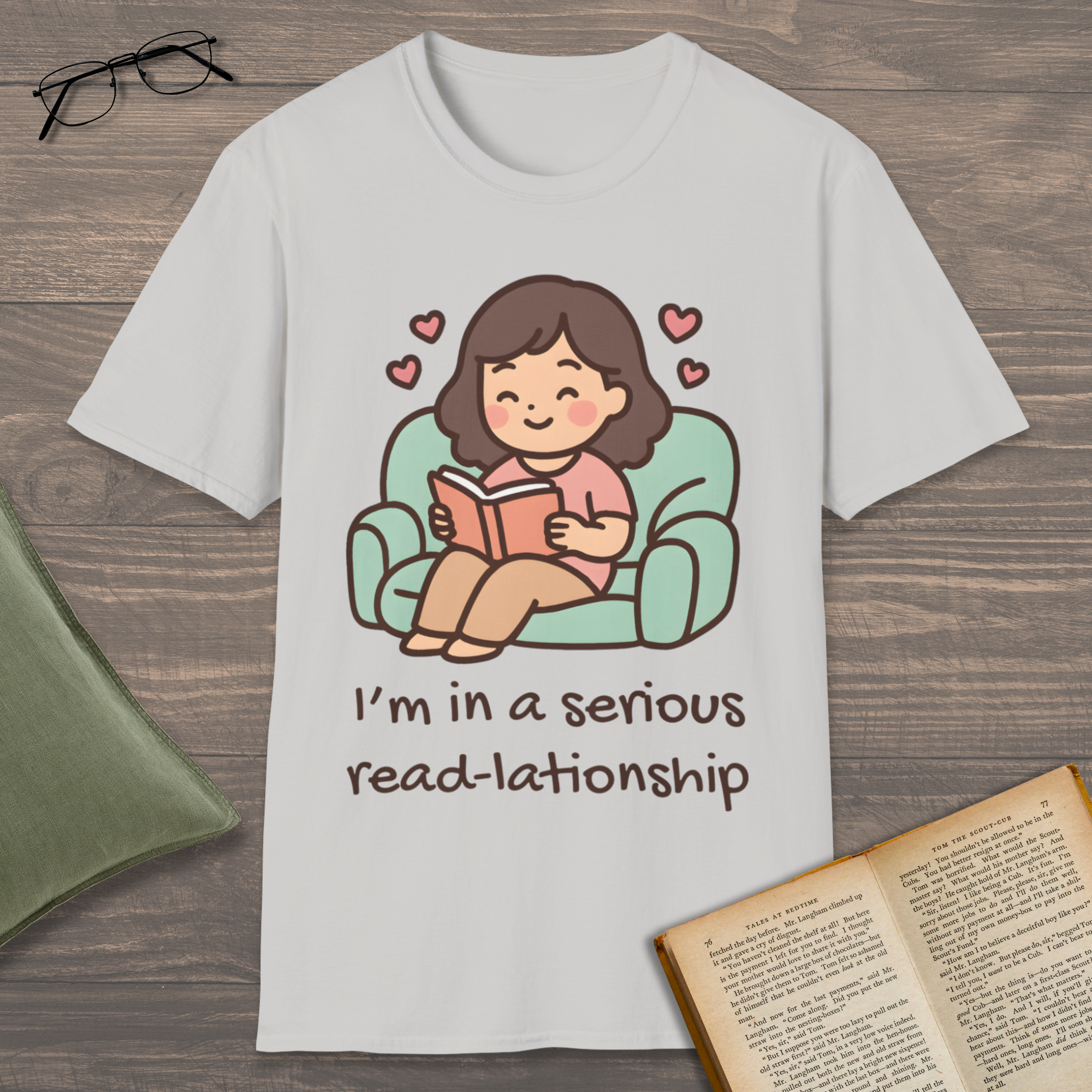 Read-lationship T-Shirt